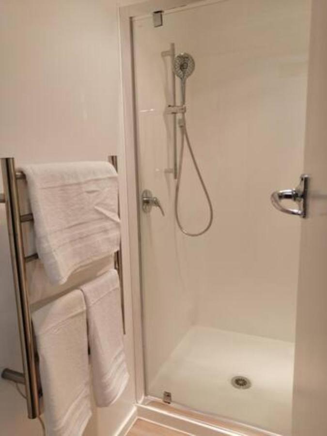 Centre Takapuna 2 Beds & Garage & Netflix Auckland Dış mekan fotoğraf