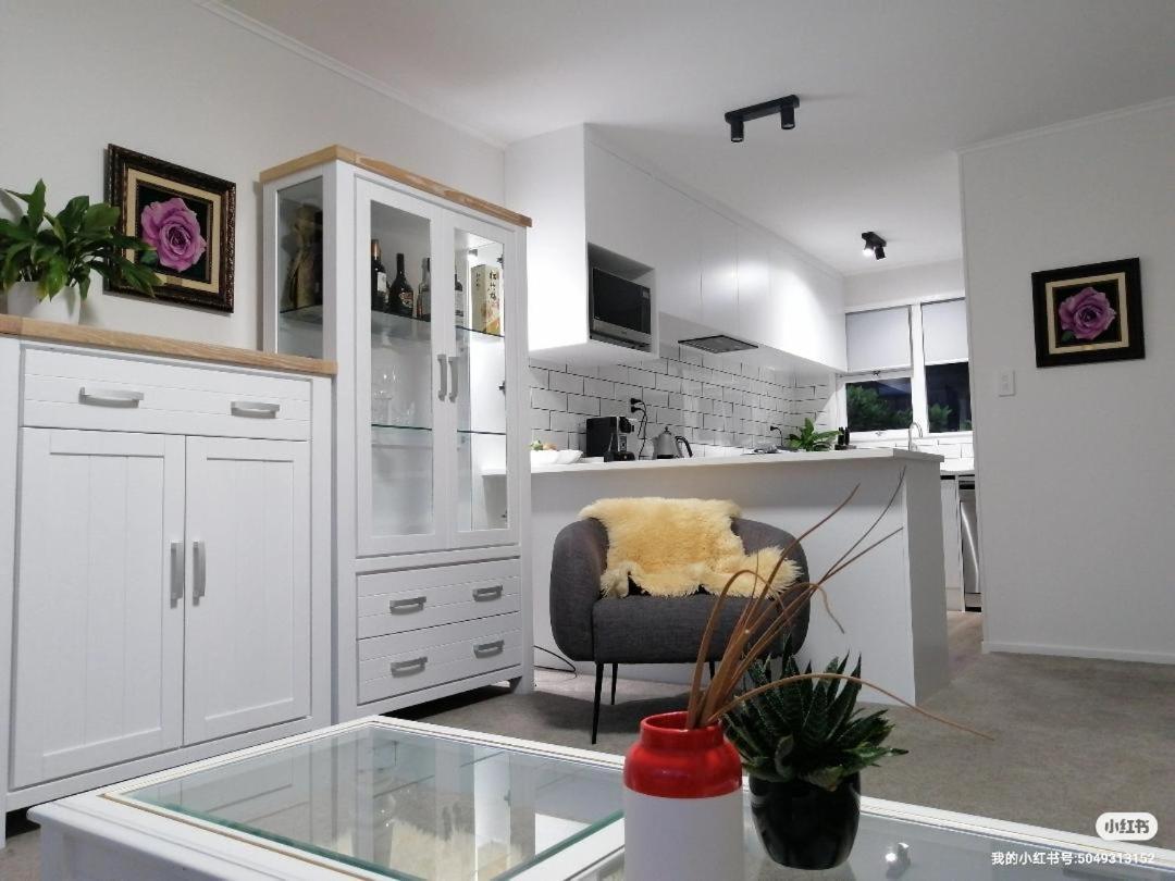 Centre Takapuna 2 Beds & Garage & Netflix Auckland Dış mekan fotoğraf