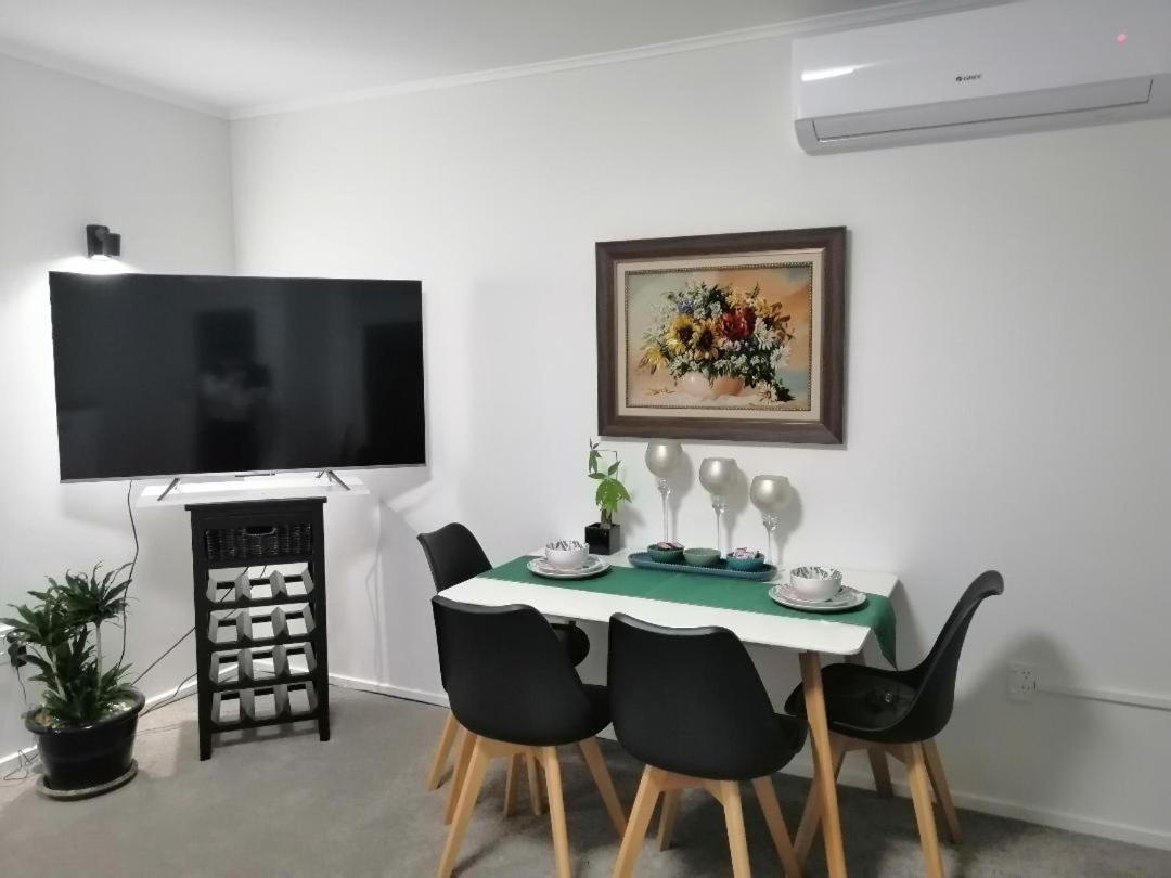 Centre Takapuna 2 Beds & Garage & Netflix Auckland Dış mekan fotoğraf
